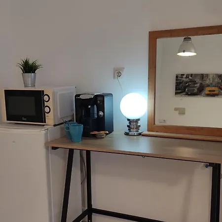 Apartment B2, Estudio Independiente Junto Aeropuerto Valencia *