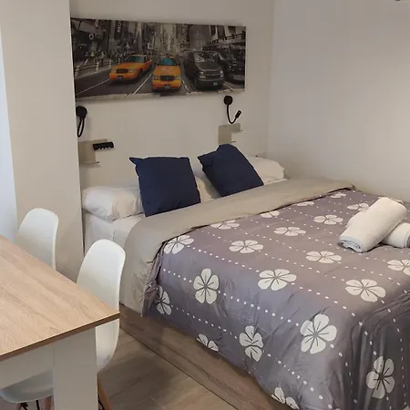 B2, Estudio Independiente Junto Aeropuerto Valencia Apartment *